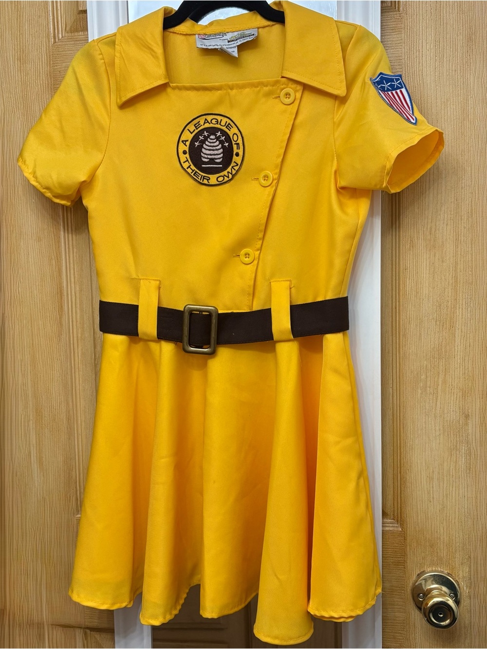 EUC A League of Their Own Costume Yellow Baseball Dress and belt Women's Size L